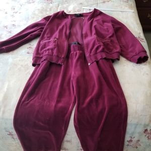 Burgundy jogging outfit large petite